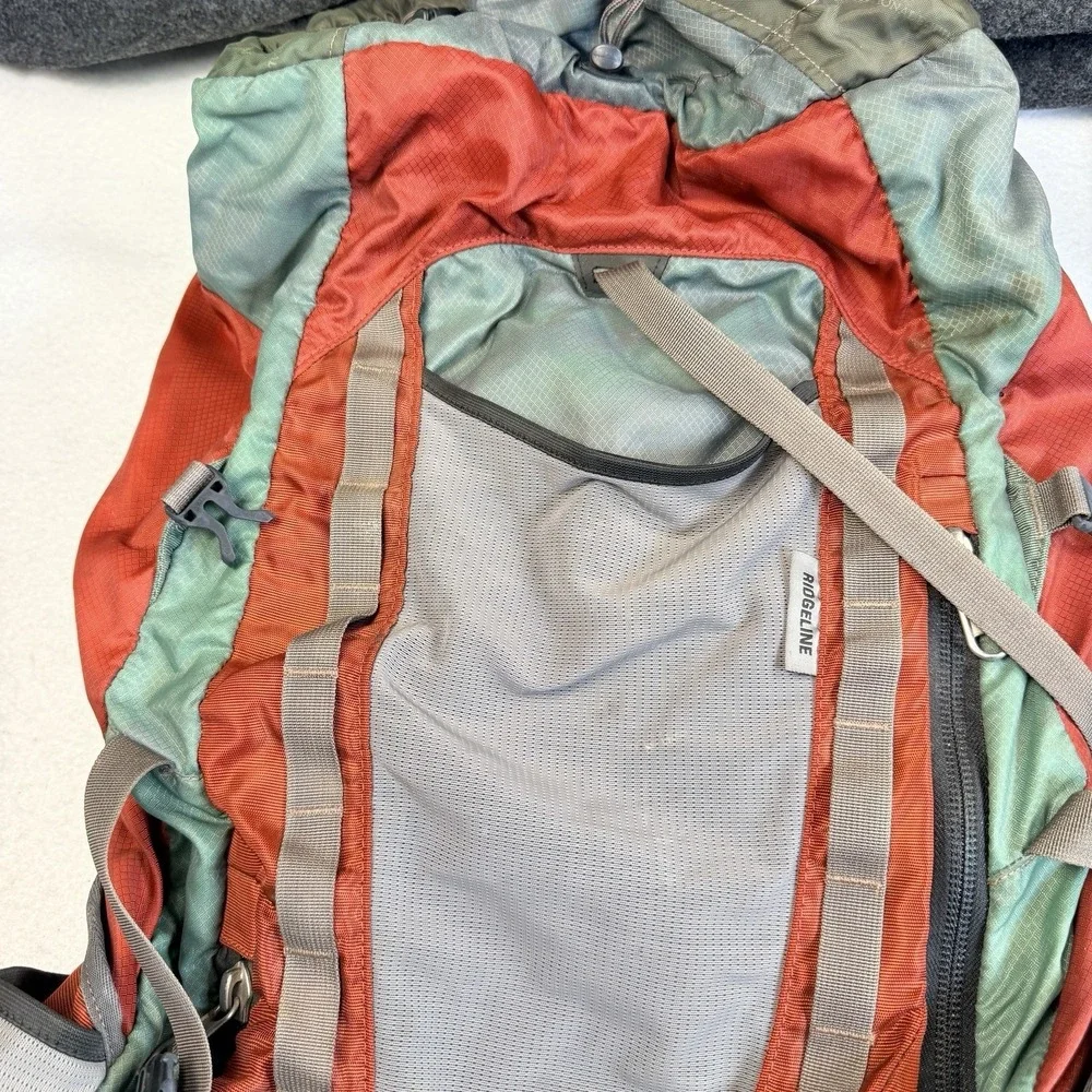 REI Ridgeline Internal Frame Hiking Backpack Camping Trekking Orange Green